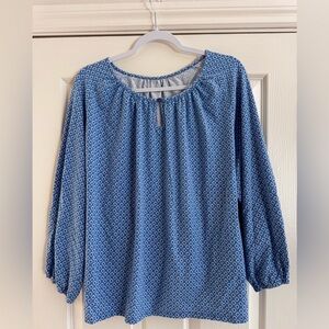 Appleseed's “Artsy Pattern” Blue Geometric Top | Soft and stretch